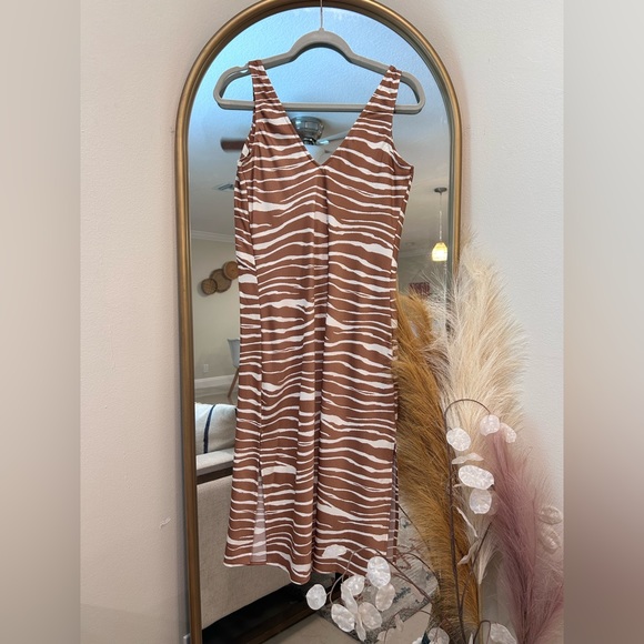 Carmel Zebra Dress🦓 - Picture 2 of 4